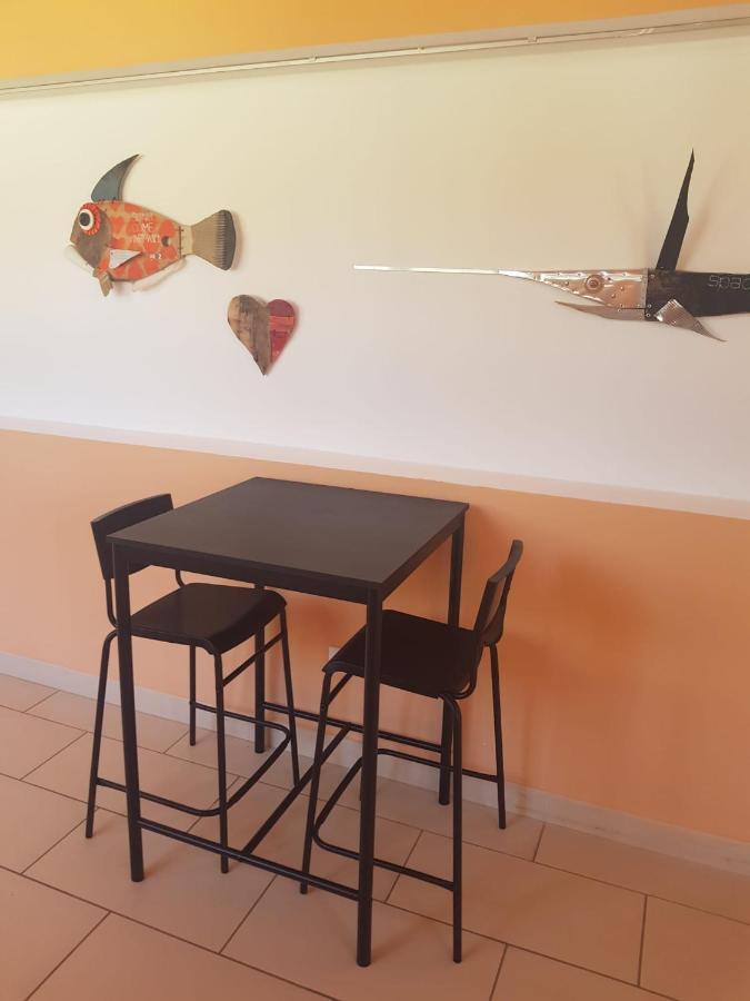 Eliopoli Beach Hostel & Restaurant Tirrenia Extérieur photo